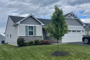 115 Koala Cir, Martinsburg, WV 25403 - Photo 4
