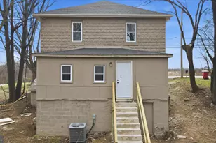 1035 Hammonds Mill Rd, Hedgesville, WV 25427 - Photo 4