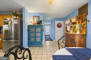462 Camelot Blvd, Falling Waters, WV 25419 - Photo 12