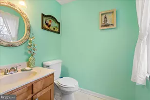 462 Camelot Blvd, Falling Waters, WV 25419 - Photo 24