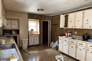 719 3rd St, Martinsburg, WV 25404 - Photo 10