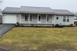 509 Upshur Dr, Inwood, WV 25428 - Photo 2