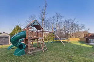 77 Aztec Dr, Martinsburg, WV 25405 - Photo 10