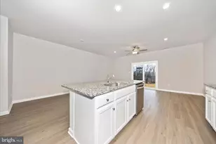 45 Bloomsbury St, Falling Waters, WV 25419 - Photo 10