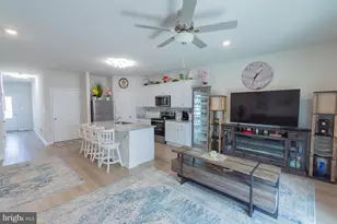 38 Bloomsbury St, Falling Waters, WV 25419 - Photo 10