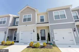 38 Bloomsbury St, Falling Waters, WV 25419 - Photo 1