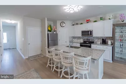 38 Bloomsbury Street, Falling Waters, WV 25419 - Photo 2