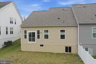 208 Darden Ct W, Martinsburg, WV 25403 - Photo 40