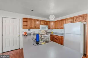 110 Artisan Way, Martinsburg, WV 25401 - Photo 8