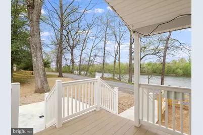 112 Riverview Drive, Falling Waters, WV 25419 - Photo 6