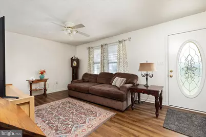 302 Montana Court, Bunker Hill, WV 25413 - Photo 4