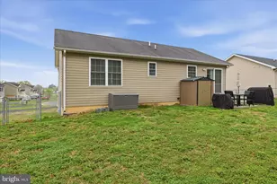 212 Freight Car Cir, Bunker Hill, WV 25413 - Photo 36