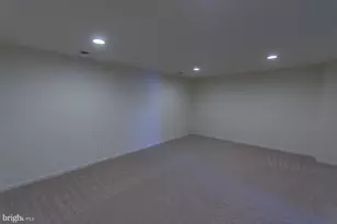 142 Norwood Dr, Falling Waters, WV 25419 - Photo 10