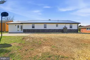 67 Belview Dr, Martinsburg, WV 25404 - Photo 6