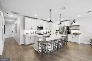 Tbb Reformation Dr Or Valor Ln, Martinsburg, WV 25405 - Photo 6