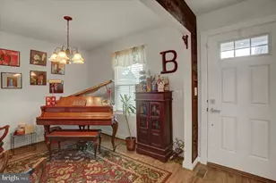 140 Cape Cod Cir, Martinsburg, WV 25403 - Photo 6