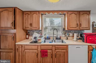 509 E Moler Ave, Martinsburg, WV 25404 - Photo 8