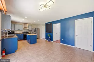 486 Calvert Cir, Bunker Hill, WV 25413 - Photo 16