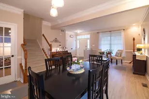 104 E Strathmore Way E, Martinsburg, WV 25403 - Photo 16