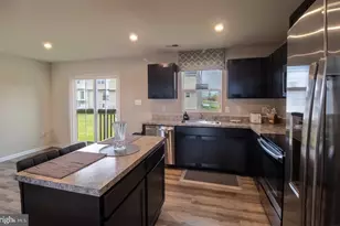 10 Norcross Ct, Martinsburg, WV 25403 - Photo 16