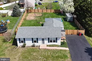 40 Lisa Ct, Martinsburg, WV 25405 - Photo 2