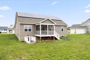 290 Recife Ct, Martinsburg, WV 25403 - Photo 8
