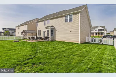 32 Azera Drive, Inwood, WV 25428 - Photo 8