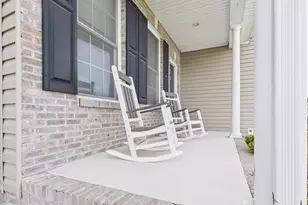 32 Azera Dr, Inwood, WV 25428 - Photo 6