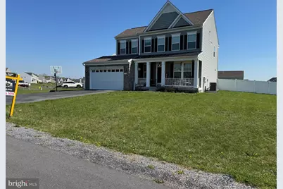 796 Calvert Circle, Bunker Hill, WV 25413 - Photo 2