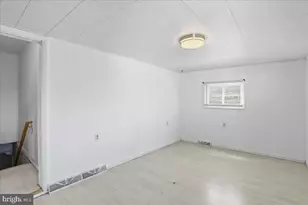 197 State Cir, Martinsburg, WV 25401 - Photo 12