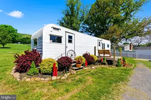 1505 Loop Rd, Gerrardstown, WV 25420 - Photo 36