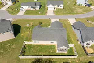 93 Invasion Ct, Bunker Hill, WV 25413 - Photo 32