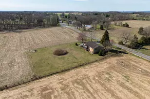 2340 Greensburg Rd, Martinsburg, WV 25404 - Photo 38