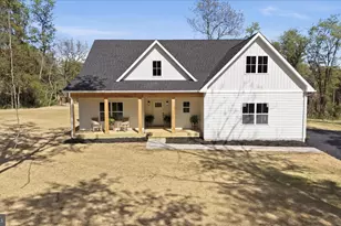 825 Avanti Dr, Bunker Hill, WV 25413 - Photo 46