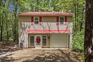 347 Getaway Rd, Hedgesville, WV 25427 - Photo 1