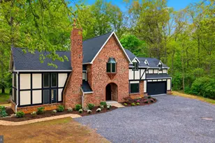 387 Weaver Ln, Martinsburg, WV 25403 - Photo 4