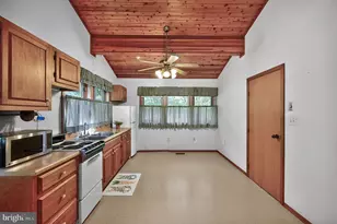 648 Abbie Ln, Kearneysville, WV 25430 - Photo 38