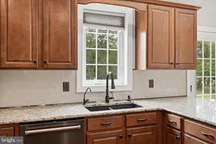 178 Stormfield Dr E, Martinsburg, WV 25404 - Photo 14