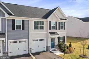 158 Bibury St, Martinsburg, WV 25405 - Photo 2