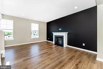 137 Mossdale Boulevard, Falling Waters, WV 25419 - Photo 6