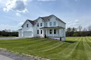 277 Flaxseed Dr, Martinsburg, WV 25404 - Photo 2