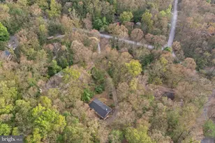 455 Huckleberry Dr, Gerrardstown, WV 25420 - Photo 46