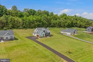 288 Elegant Dr, Martinsburg, WV 25403 - Photo 64