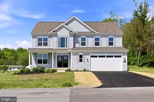 23 Sussex Dr, Falling Waters, WV 25419 - Photo 1