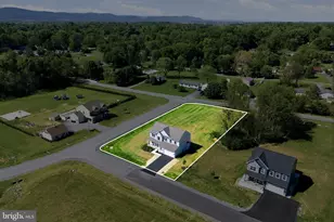 23 Sussex Dr, Falling Waters, WV 25419 - Photo 2