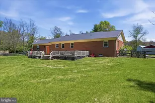2712 Goldmiller Rd, Bunker Hill, WV 25413 - Photo 38