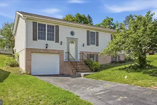 53 Verbena Terrace, Martinsburg, WV 25404 - Photo 2