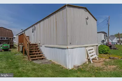 90 Fabric Drive, Bunker Hill, WV 25413 - Photo 6