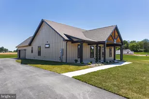 70 Midland Ct, Martinsburg, WV 25403 - Photo 6