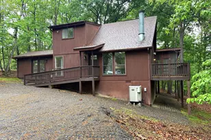 277 Endless Summer Rd, Hedgesville, WV 25427 - Photo 2